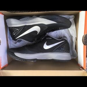 Nike volleyball shoes